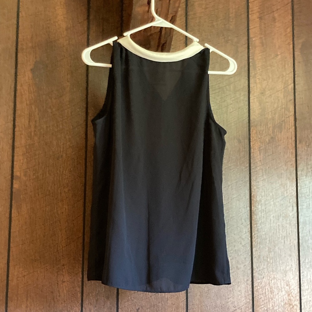 🪷NWOT🪷 Talbots Sleeveless Top, Size M - Picture 3 of 7